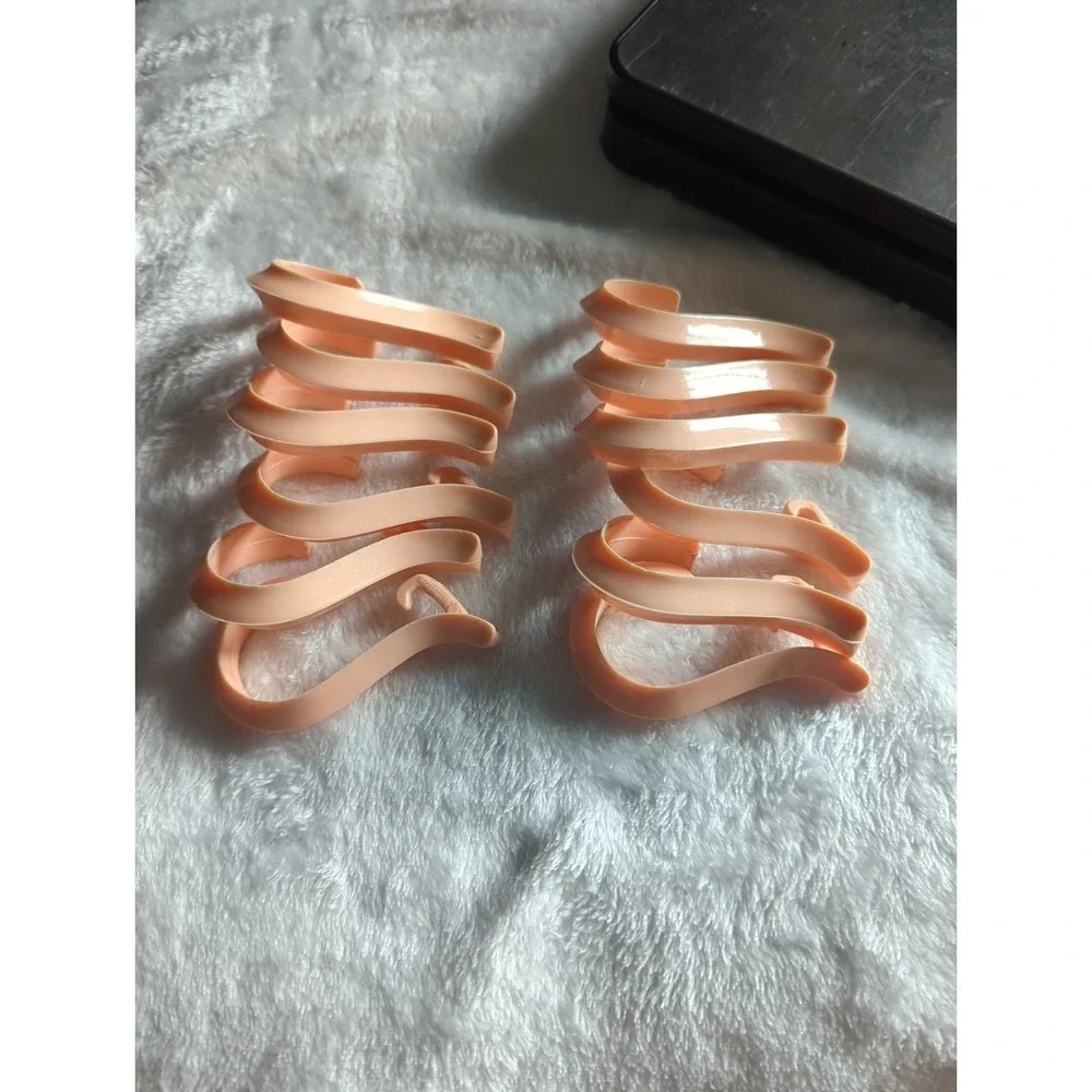 Vintage Look MCM Retro Bathroom  Shower Curtain Hooks 12 Plastic Soft Peach
